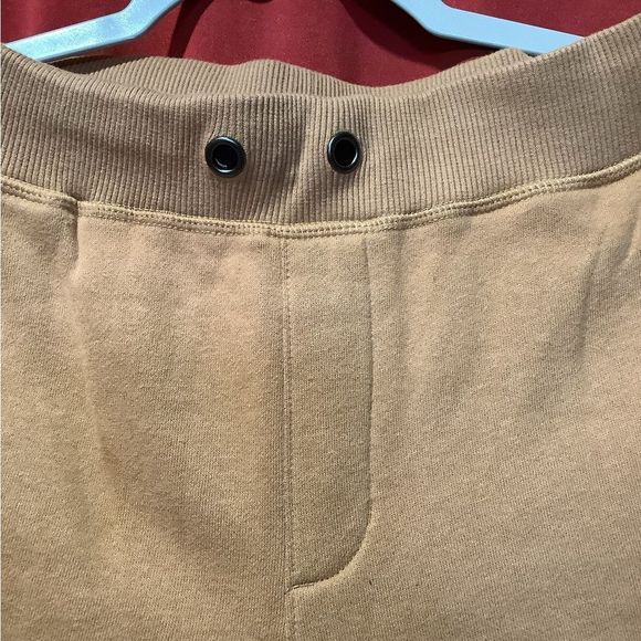 **********LIKE NEW BOY SWEAT SUIT********* - Picture 5 of 7